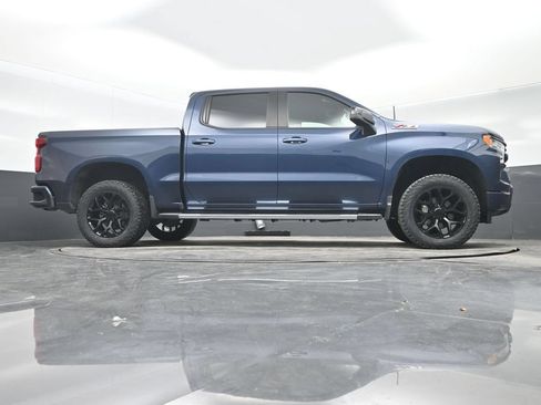 Used 2023 Chevrolet Silverado 1500 RST AWD/4WD image 31