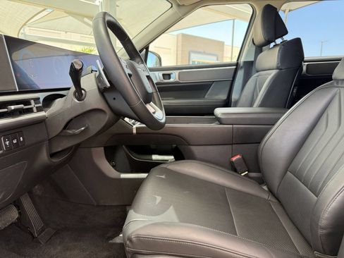 Used 2026 Hyundai Santa Fe SEL FWD image 24