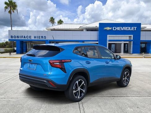 New 2026 Chevrolet Trax RS FWD image 4