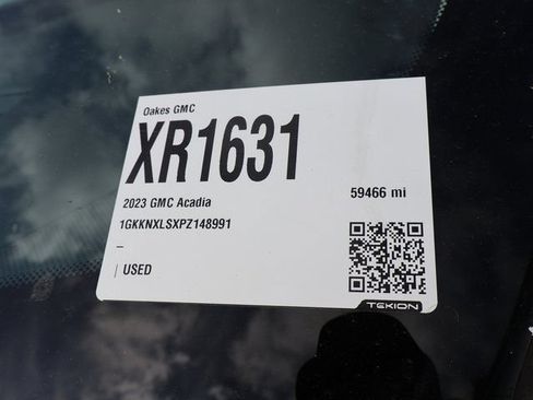 Used 2023 GMC Acadia Denali w/ Black Diamond Edition AWD/4WD image 43