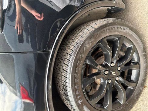 Used 2020 Dodge Durango SXT image 5