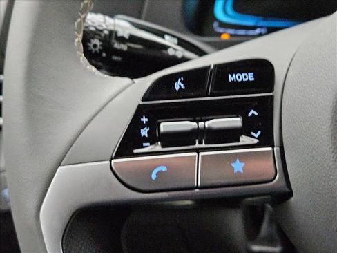 New 2026 Hyundai Elantra SEL Sport Premium image 18