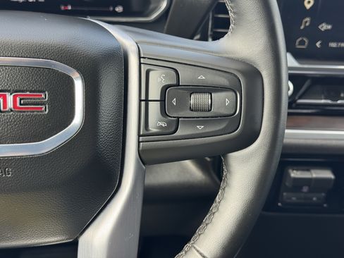 Certified 2026 GMC Sierra 1500 SLT AWD/4WD image 32