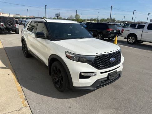 Used 2020 Ford Explorer ST w/ ST Street Pack image 24