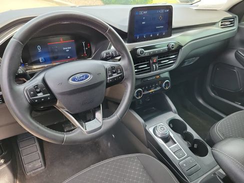 Used 2023 Ford Escape Active FWD image 9