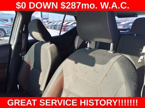 Used 2022 Nissan Kicks SR image 7