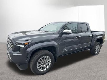 Used 2024 Toyota Tacoma Limited w/ Limited Package (LT)