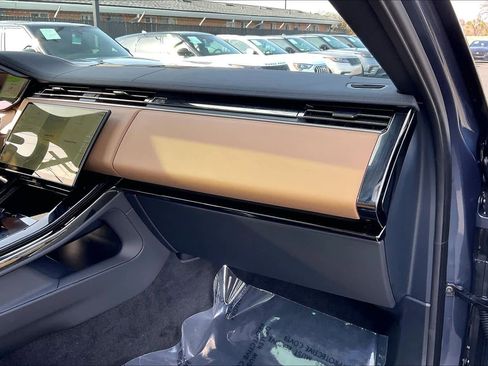 New 2026 Land Rover Range Rover Sport SE image 28