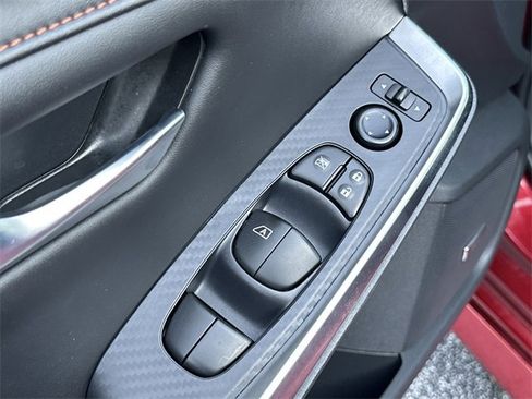 Used 2023 Nissan Sentra SR w/ SR Premium Package image 17