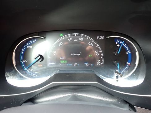 Used 2025 Toyota RAV4 XLE w/ Weather Package AWD/4WD image 15