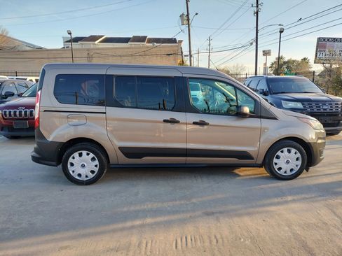 Used 2020 Ford Transit Connect XL image 9