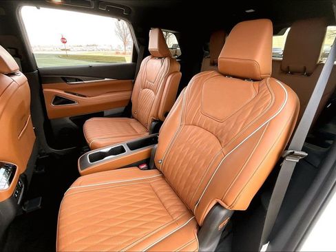 Certified 2026 INFINITI QX60 Autograph w/ Dark Cargo Package image 32