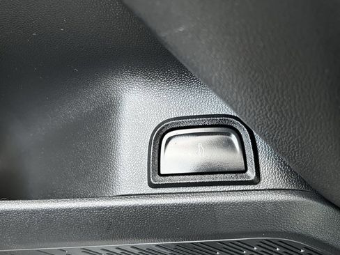 New 2026 Chevrolet Equinox RS image 12