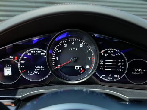 Certified 2023 Porsche Cayenne GTS AWD/4WD image 29