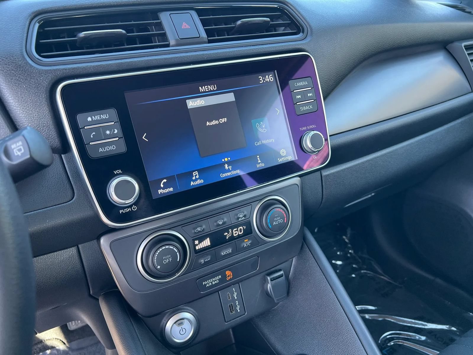 Used 2025 Nissan Leaf S FWD image 16