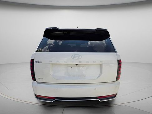 Certified 2026 Hyundai Palisade Calligraphy FWD image 6