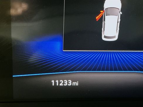 Used 2024 Volkswagen Tiguan S image 18