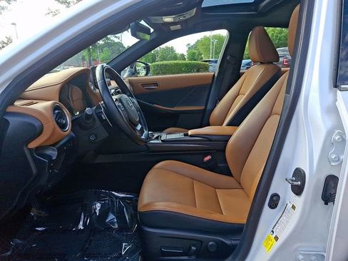 Used 2022 Lexus IS 300 AWD w/ Premium Package image 16