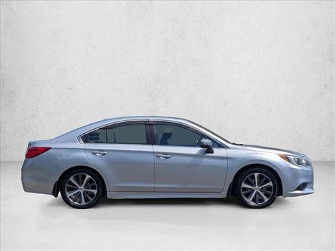 Used 2015 Subaru Legacy 3.6R Limited AWD/4WD image 4