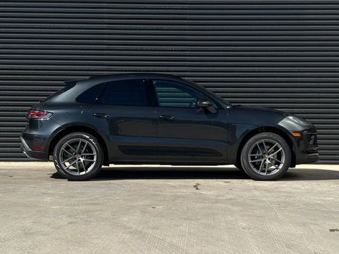 Certified 2026 Porsche Macan image 8