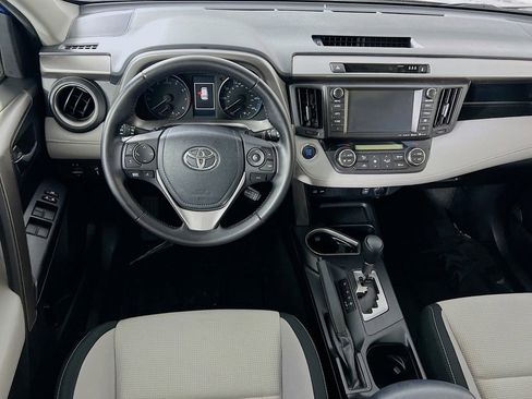 Used 2017 Toyota RAV4 XLE image 3