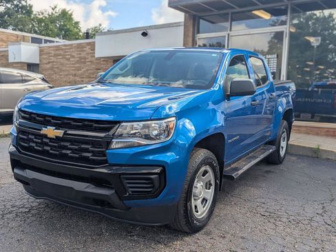 Used 2022 Chevrolet Colorado W/T w/ WT Convenience Package AWD/4WD image 3