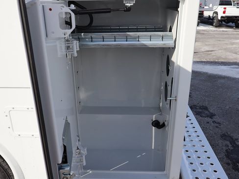 New 2026 Chevrolet Express 3500 w/ Power Convenience Package image 11