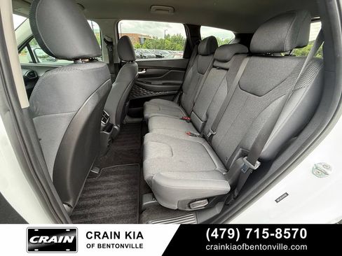 Used 2020 Hyundai Santa Fe SE FWD image 25