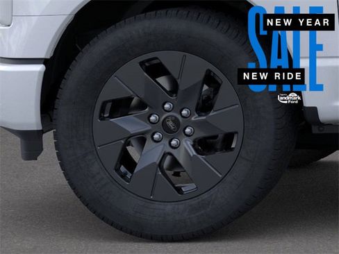 New 2025 Ford F150 Lightning Lariat image 17