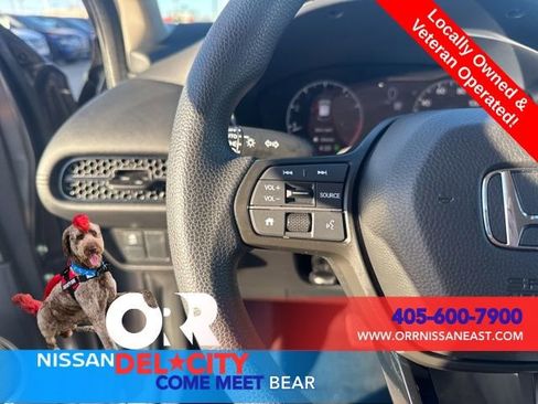 Used 2025 Honda HR-V LX image 19