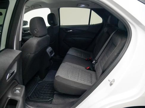 Used 2024 Chevrolet Equinox LT AWD/4WD image 25