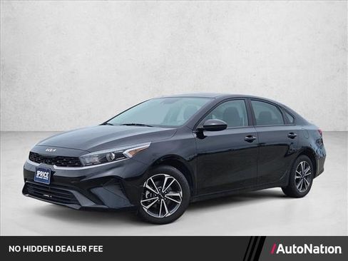 Used 2024 Kia Forte LXS FWD image 1