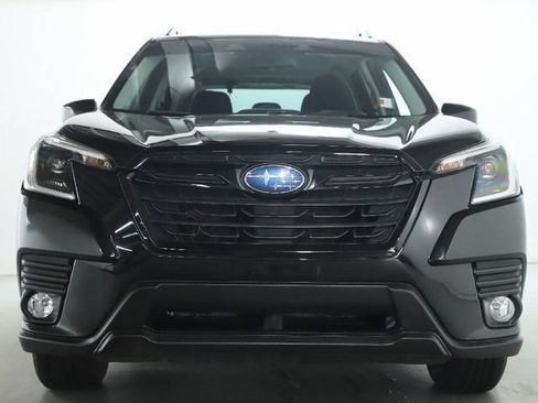 Certified 2023 Subaru Forester Premium AWD/4WD image 5
