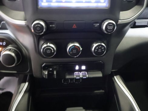 Used 2020 RAM 1500 Big Horn AWD/4WD image 27