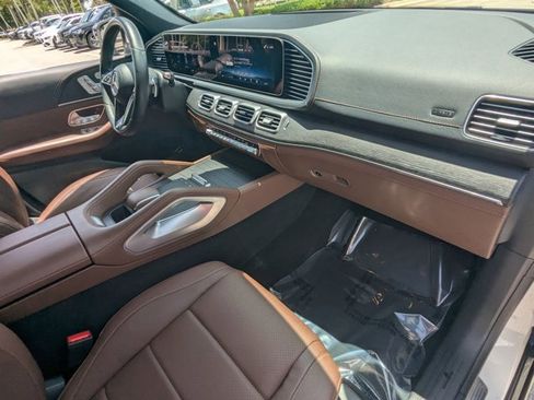 Used 2024 Mercedes-Benz GLE 350 4MATIC image 23