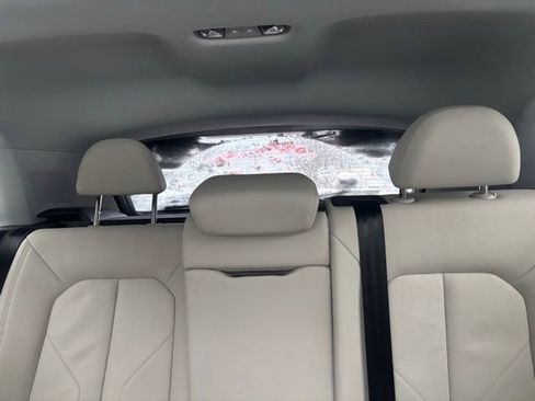 Used 2022 Audi Q3 2.0T Premium Plus image 11