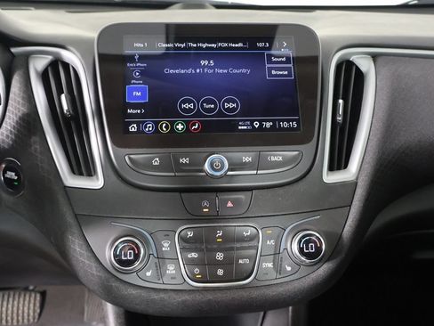 Used 2023 Chevrolet Malibu LT FWD image 40