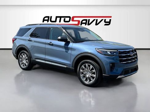Used 2025 Ford Explorer Active w/ Active Comfort Package AWD/4WD image 1
