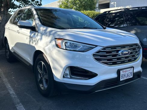 Certified 2020 Ford Edge SEL AWD/4WD image 3