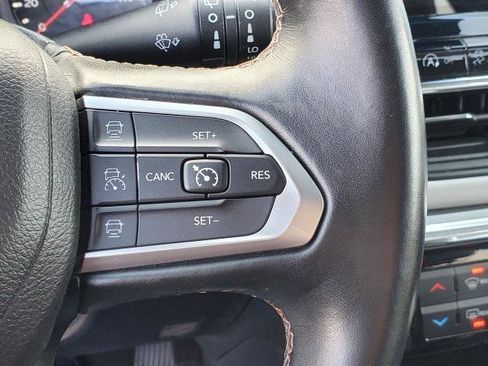 Used 2022 Jeep Compass Limited image 13