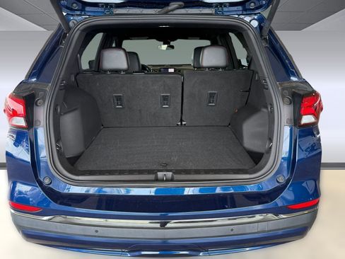 Used 2022 Chevrolet Equinox RS w/ RS Leather Package FWD image 29