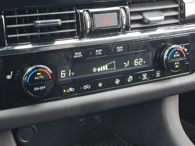 Used 2025 Nissan Pathfinder Rock Creek AWD/4WD image 13