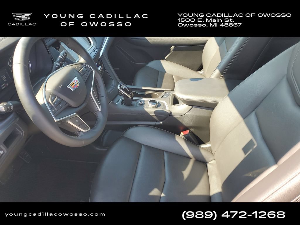Certified 2025 Cadillac XT5 Luxury w/ LPO, Floor Liner Package AWD/4WD image 6