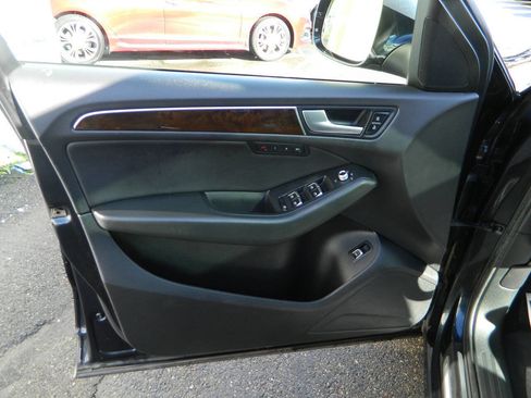 Used 2013 Audi Q5 2.0T Premium Plus image 23