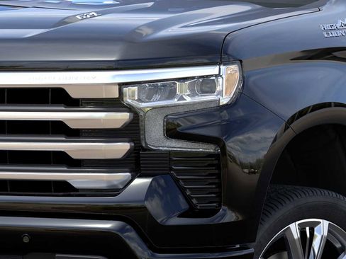 New 2026 Chevrolet Silverado 1500 High Country w/ High Country Premium Package AWD/4WD image 10