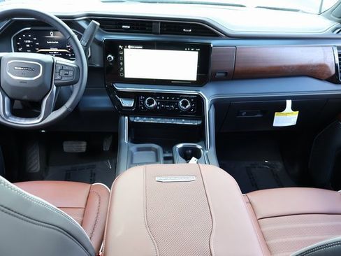 New 2026 GMC Sierra 3500 Denali Ultimate image 14