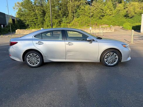 Used 2015 Lexus ES 350 w/ Premium Package FWD image 8