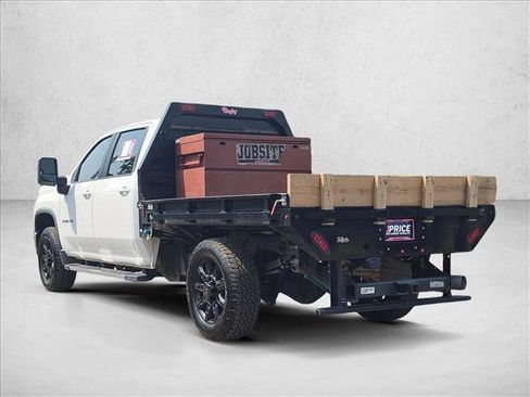 Used 2024 Chevrolet Silverado 2500 LT w/ Convenience Package AWD/4WD image 7