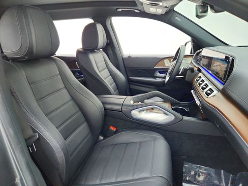 Certified 2023 Mercedes-Benz GLS 450 4MATIC w/ AMG Line Exterior image 30