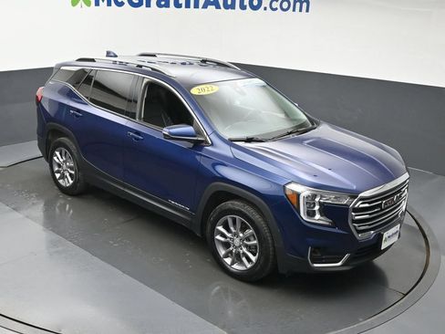 Used 2022 GMC Terrain SLT AWD/4WD image 3